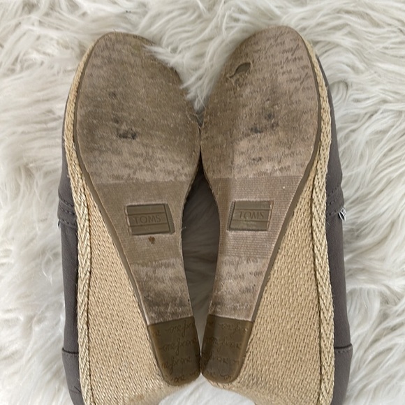 TOMS Canvas Peep Toe Espadrille Wedge Heels Size 9 - Picture 10 of 12